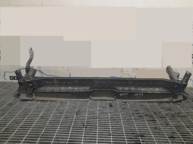 bontott FIAT 500X Alsó Összekötő