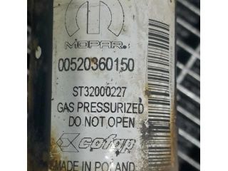 bontott FIAT 500X Bal első Lengéscsillapító