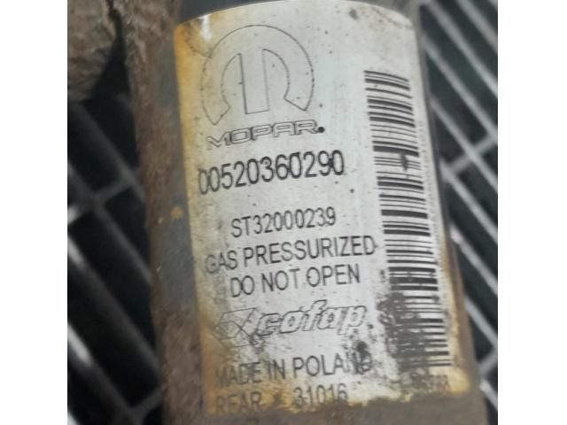 bontott FIAT 500X Bal hátsó Lengéscsillapító