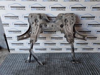 bontott FIAT 500X Első Bölcső