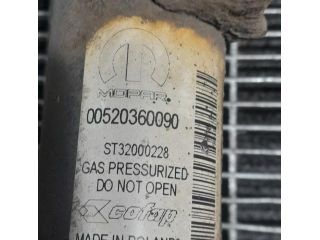 bontott FIAT 500X Jobb első Lengéscsillapító