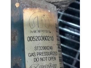 bontott FIAT 500X Jobb hátsó Lengéscsillapító