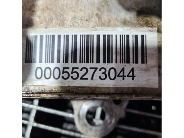 bontott FIAT 500X Olajhűtő