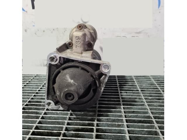 bontott FIAT 500X Önindító