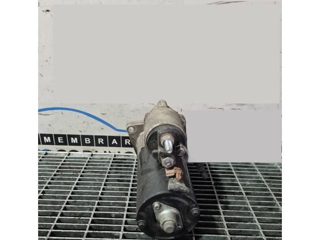 bontott FIAT 500X Önindító