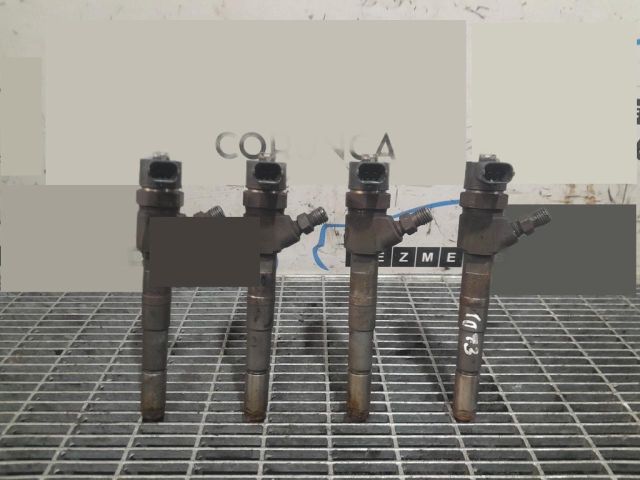 bontott FIAT 500X Porlasztó (1 db)