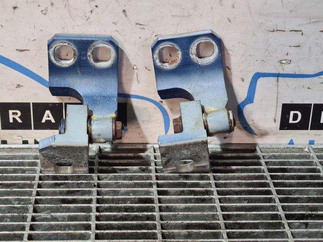 bontott FIAT 500X Ajtó Zsanér (Pozíciófüggetlen)