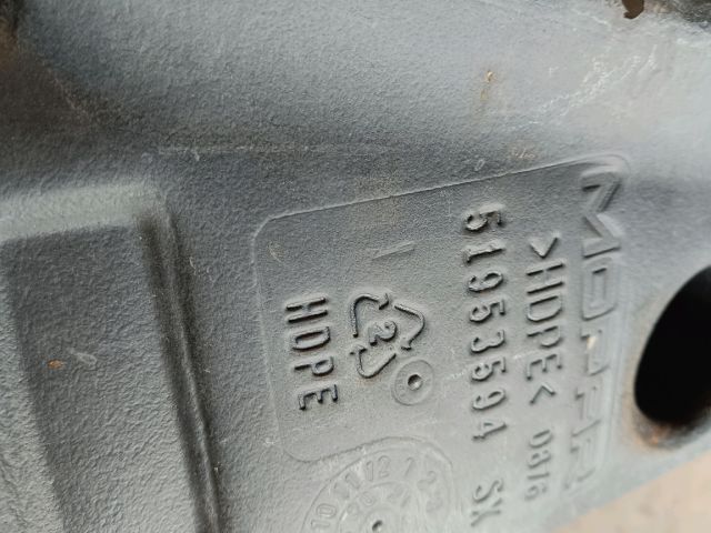 bontott FIAT 500X Alsó Motorburkolat