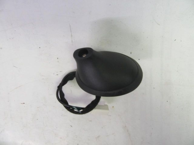 bontott FIAT 500X Antenna