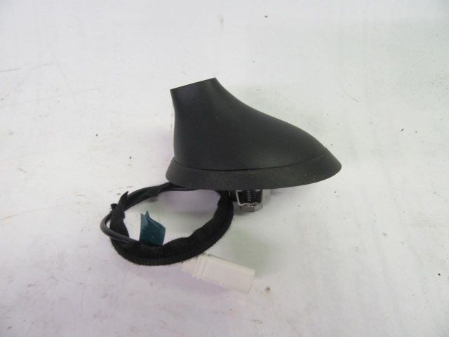 bontott FIAT 500X Antenna