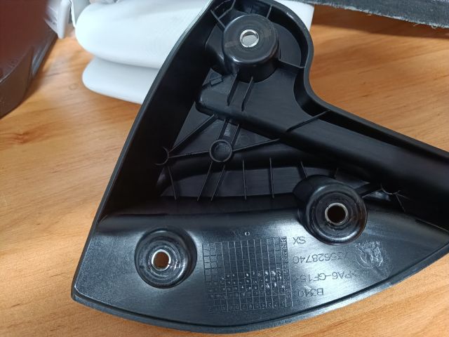 bontott FIAT 500X Bal Alsó Műszerfal Burkolat