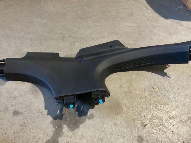 bontott FIAT 500X Bal B Oszlop Burkolat