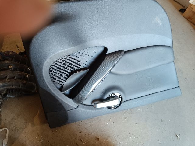 bontott FIAT 500X Bal első Ajtó Kárpit