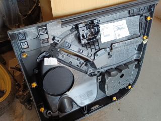 bontott FIAT 500X Bal első Ajtó Kárpit