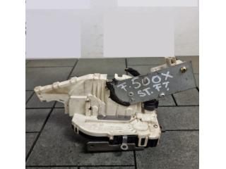 bontott FIAT 500X Bal első Ajtózár