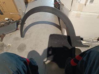 bontott FIAT 500X Bal első Sárvédő Díszléc