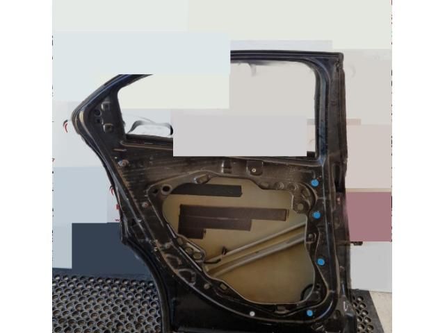 bontott FIAT 500X Bal hátsó Ajtó (Üres lemez)