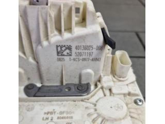 bontott FIAT 500X Bal hátsó Ajtózár