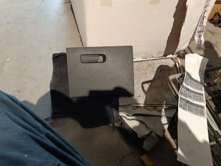 bontott FIAT 500X Bal hátsó Ajtózseb