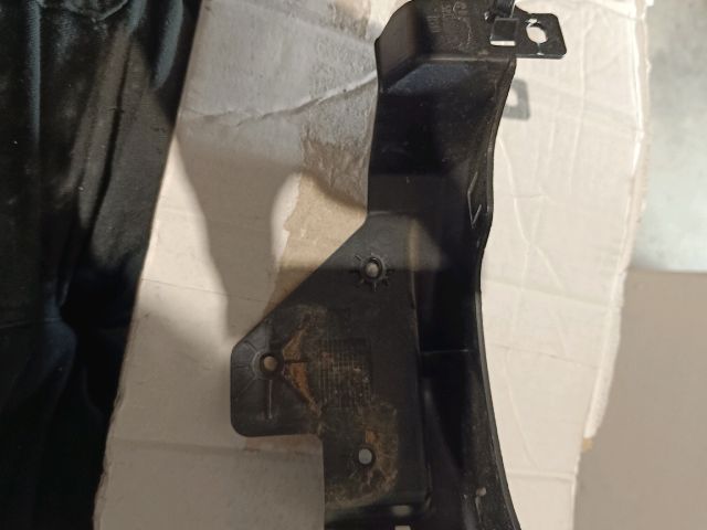 bontott FIAT 500X Bal hátsó Oldal Lökhárító Tartó (Műanyag)