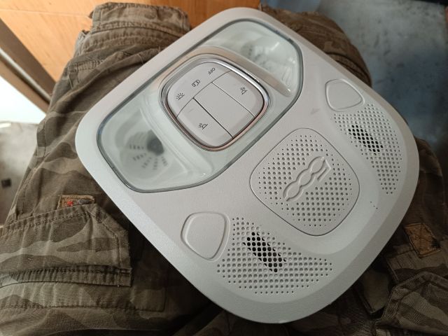 bontott FIAT 500X Belső Világítás Vezérlő Modul