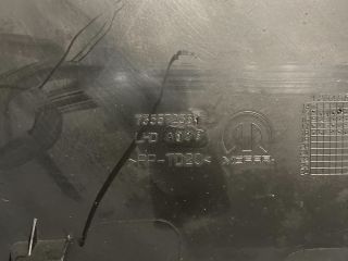 bontott FIAT 500X Csomagtérajtó Kárpit