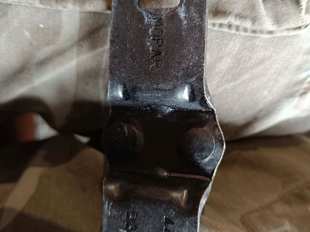 bontott FIAT 500X Csomagtérajtó Ütköző