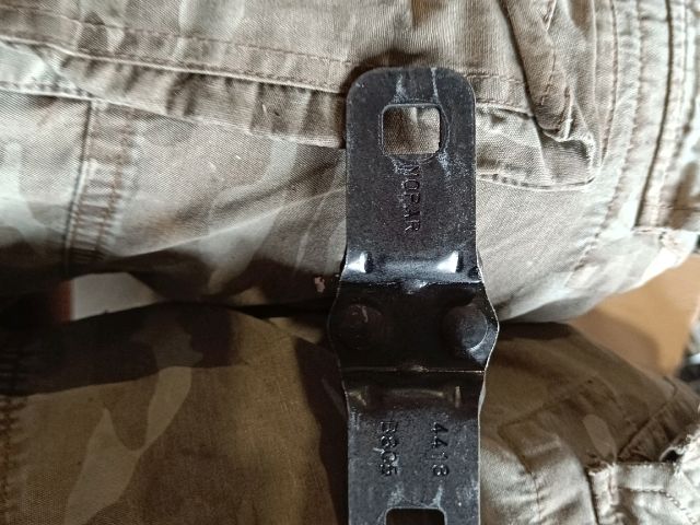 bontott FIAT 500X Csomagtérajtó Ütköző