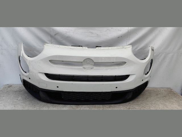 bontott FIAT 500X Első Lökhárító (Üresen)