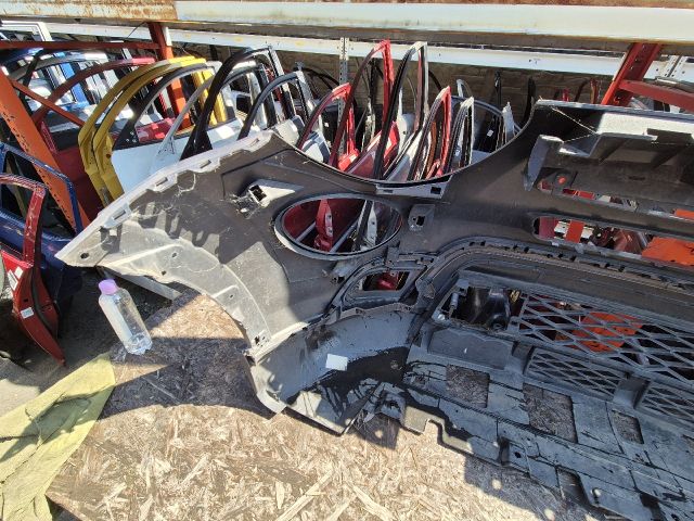 bontott FIAT 500X Első Lökhárító (Üresen)