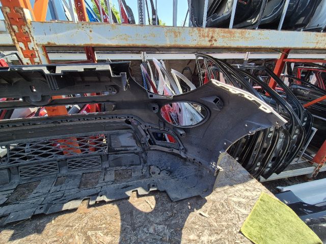 bontott FIAT 500X Első Lökhárító (Üresen)