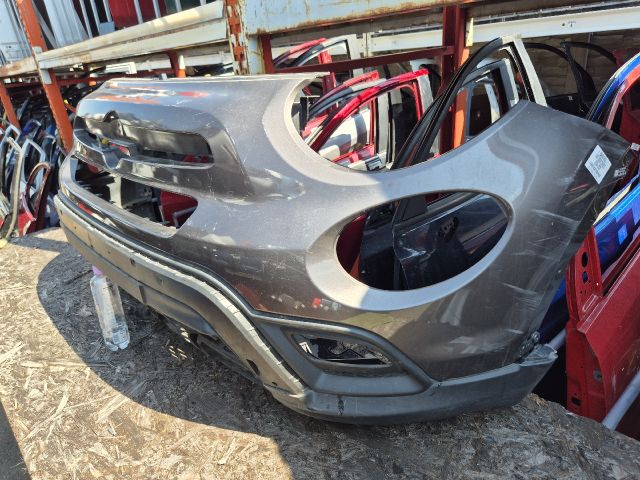 bontott FIAT 500X Első Lökhárító (Üresen)