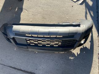 bontott FIAT 500X Első Lökhárító (Üresen)