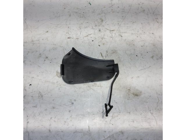 bontott FIAT 500X Első Vonószem Burkolat