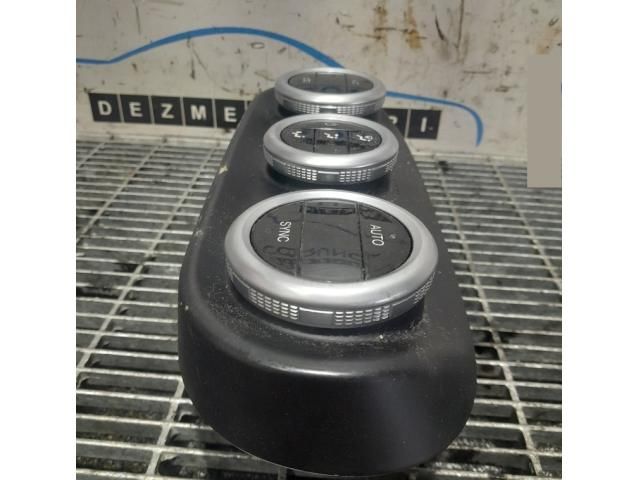 bontott FIAT 500X Fűtéskapcsoló