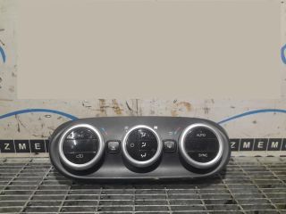 bontott FIAT 500X Fűtéskapcsoló