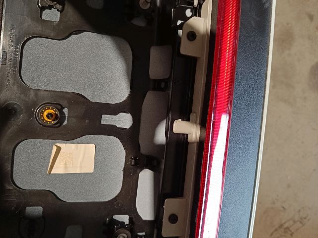 bontott FIAT 500X Hátsó Szárny Légterelő