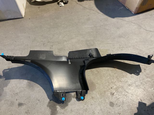 bontott FIAT 500X Jobb B Oszlop Burkolat