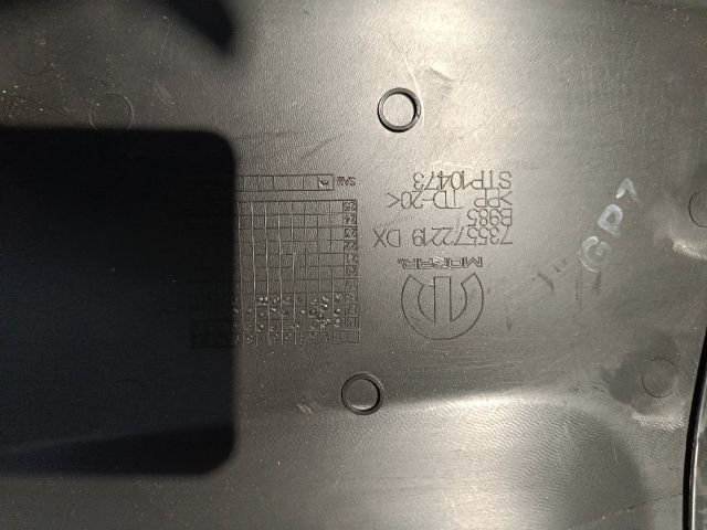 bontott FIAT 500X Jobb B Oszlop Díszléc