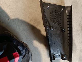 bontott FIAT 500X Jobb B Oszlop Díszléc