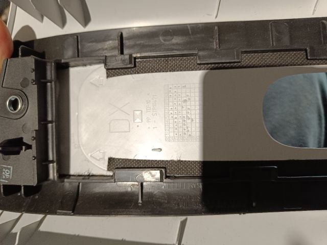 bontott FIAT 500X Jobb B Oszlop Díszléc