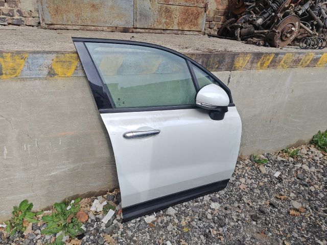 bontott FIAT 500X Jobb első Ajtó (Részeivel)