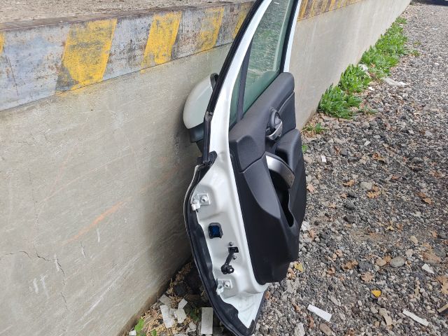 bontott FIAT 500X Jobb első Ajtó (Részeivel)