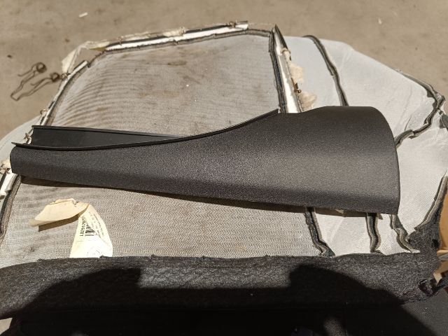 bontott FIAT 500X Jobb első Belső Küszöb Burkolat