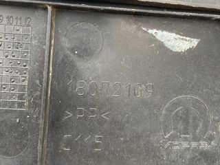 bontott FIAT 500X Jobb első Első Dobbetét (Kerékjárati, Műanyag)