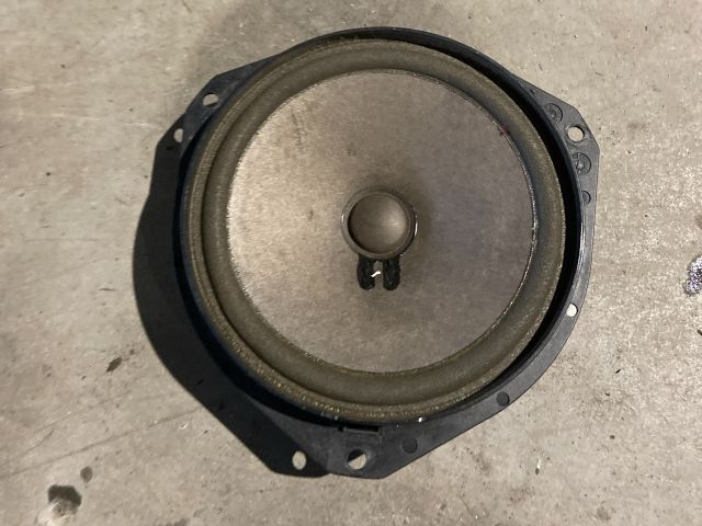 bontott FIAT 500X Jobb első Hangszóró
