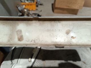 bontott FIAT 500X Jobb első Lökhárító Vakborítás