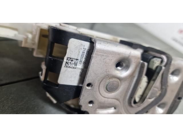 bontott FIAT 500X Jobb hátsó Ajtózár