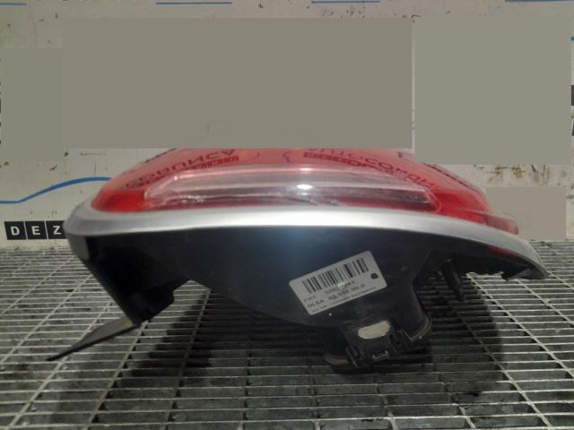 bontott FIAT 500X Jobb Hátsó Lámpa