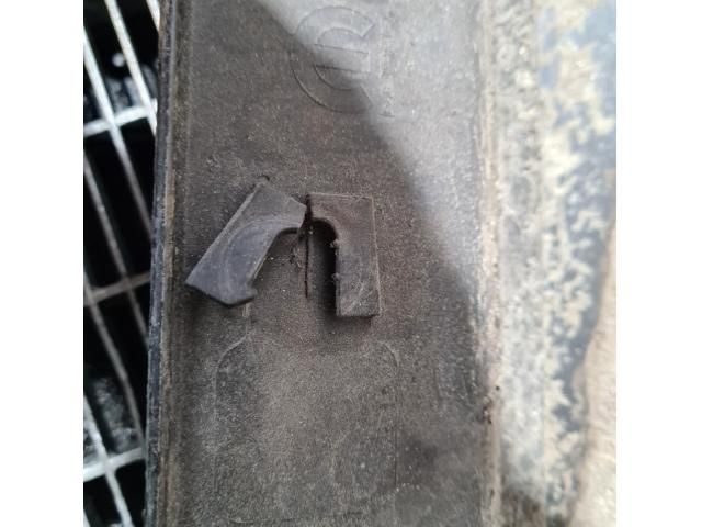 bontott FIAT 500X Jobb Küszöb